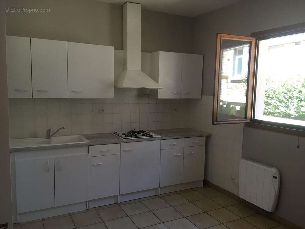 Appartement à SAINT-GENIEZ-D'OLT