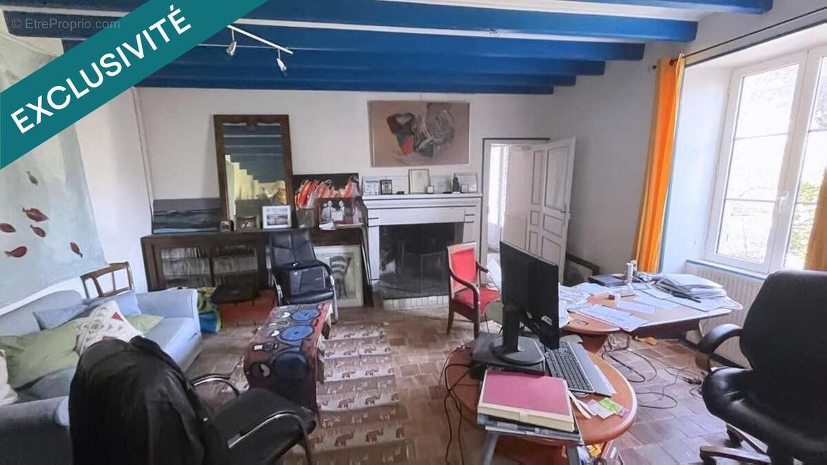 Maison 302 m² à Juille  - photo 3
