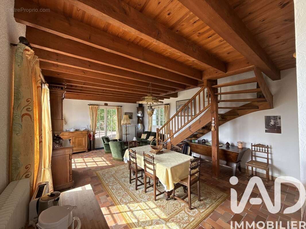 Photo 5 - Maison à SAINT-HAON-LE-VIEUX