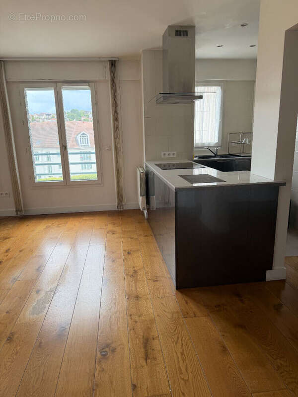 Appartement à RUEIL-MALMAISON
