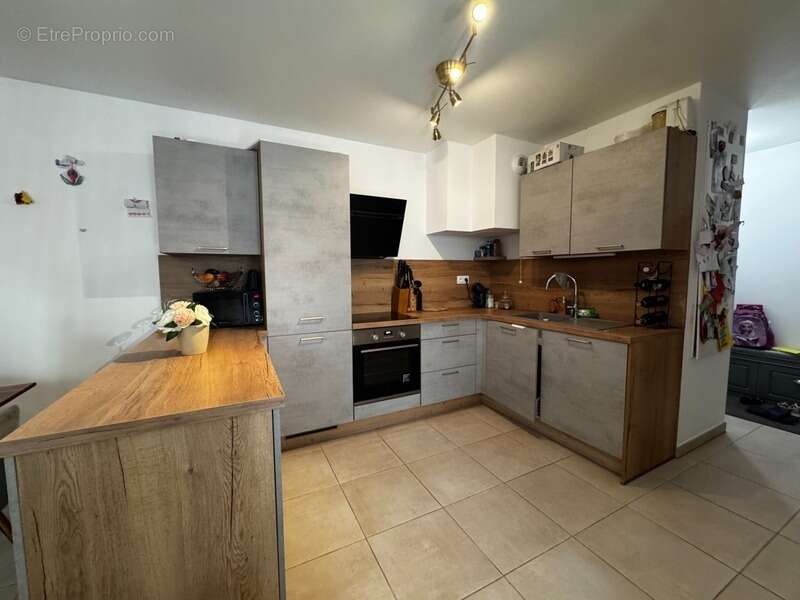 Appartement à COGOLIN