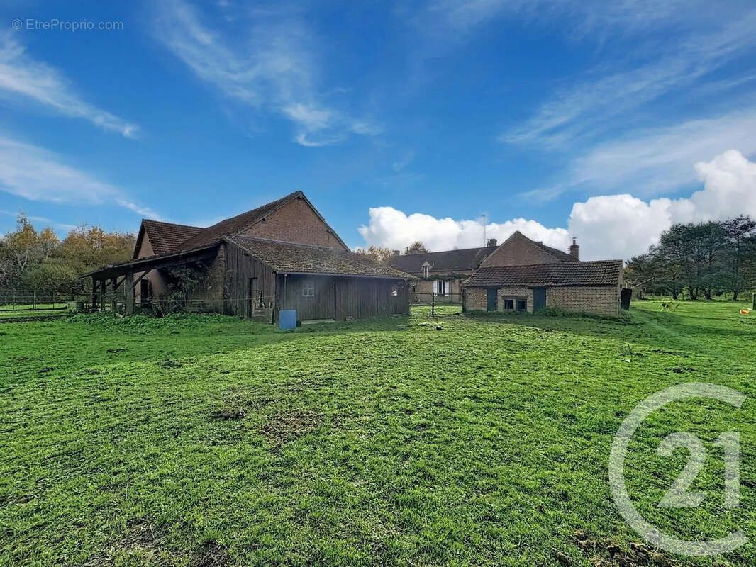 Maison à MENESTREAU-EN-VILLETTE