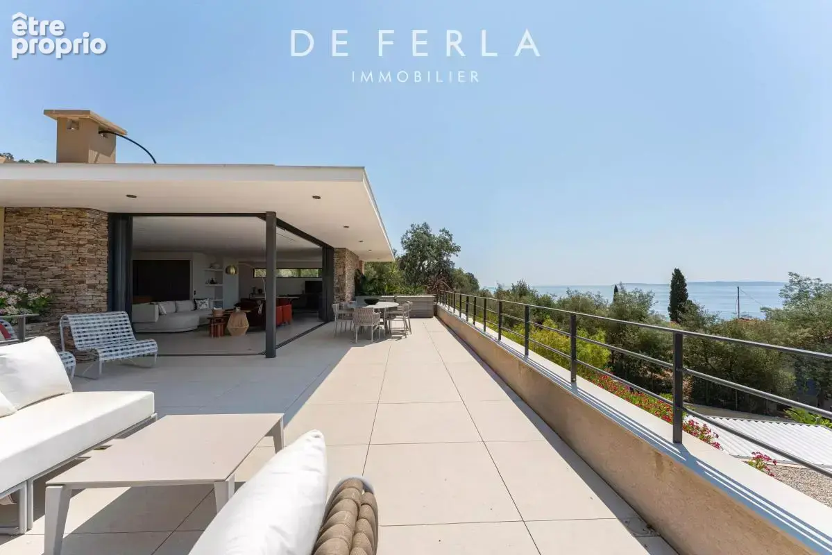 Lavandou - Villa contemporaine 2024 avec vue mer panoramique – À quelques pas de la plage - photo 16