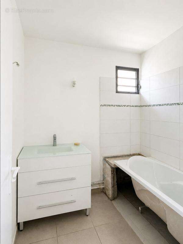 A vendre : appartement t3 cluny fort de france (97200) - photo 6