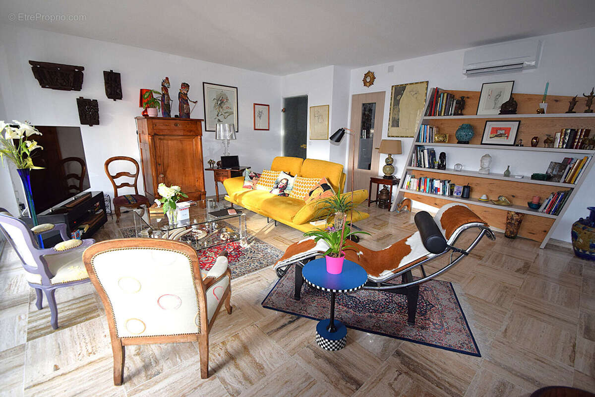 Appartement à SAINT-RAPHAEL