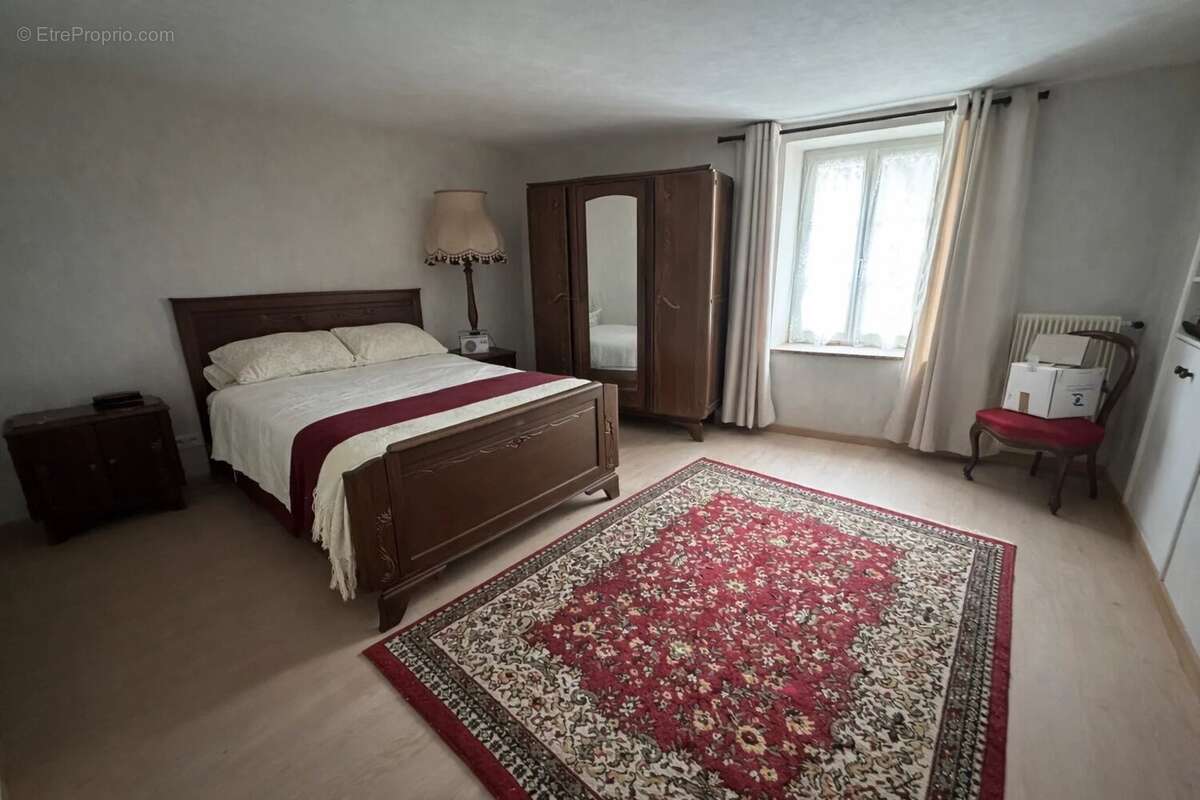 Maison à LIZY-SUR-OURCQ