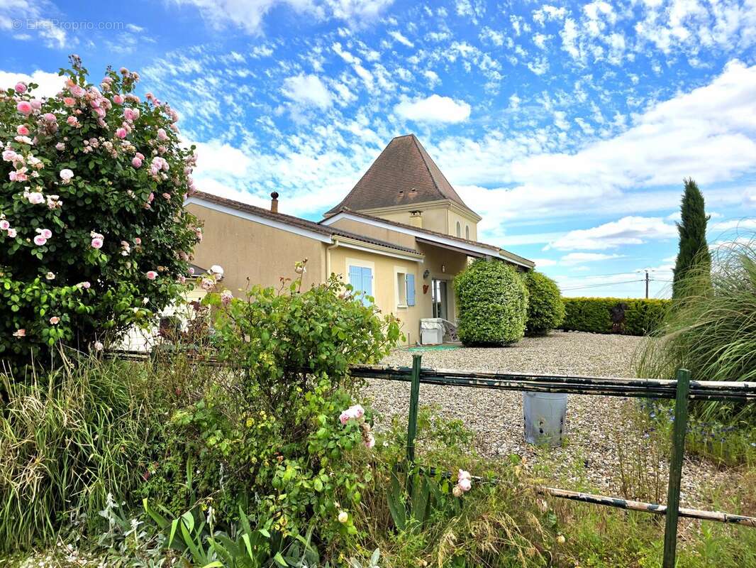 Maison à EYMET