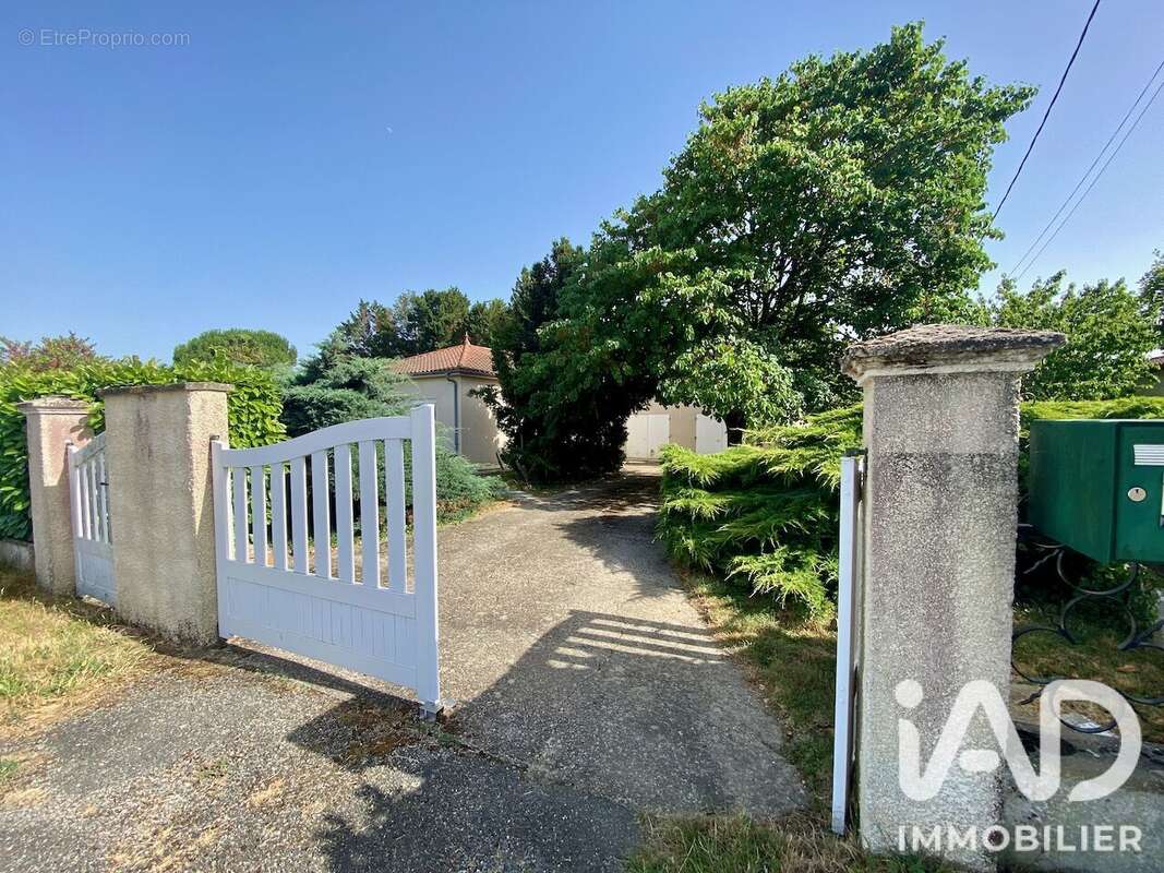Maison 100 m² à Francescas  - photo 4
