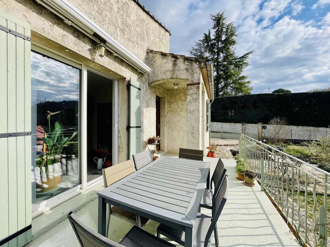 Maison à VAISON-LA-ROMAINE