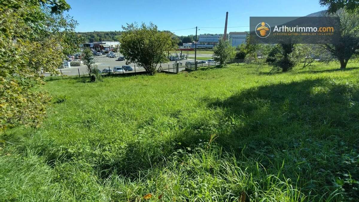 Terrain à LAROQUE-D&#039;OLMES