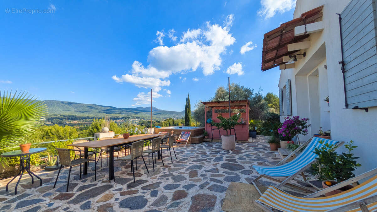 Maison à LE BEAUSSET