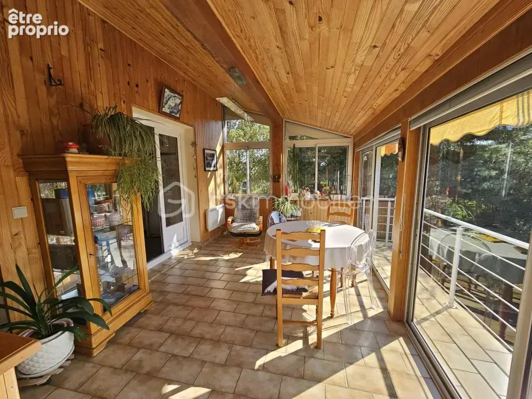 CHAMPEIX – Maison familiale 150 m² – 5 chambres – Terrain 2 000 m² - photo 14