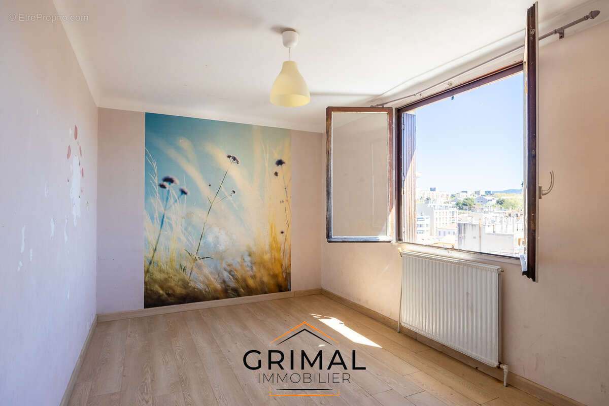 Appartement à MARSEILLE-14E