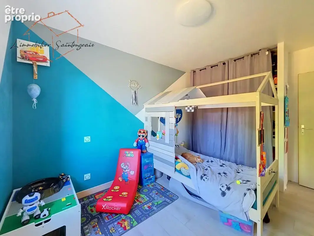 Saint-Georges-des-Coteaux  102 m²  3 Chambres  823 m² - photo 6