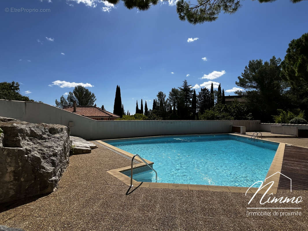 Appartement à NIMES