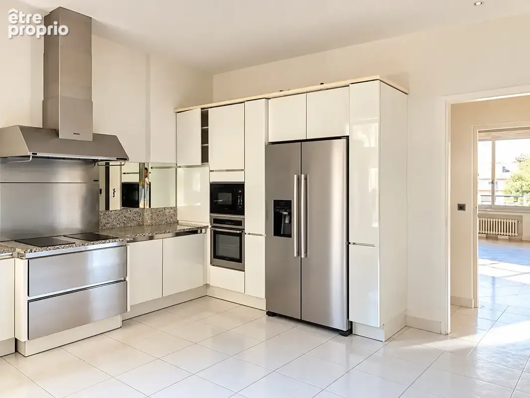 Exceptionnel appartement de 218 m2   3 chambres   bureau   stationnement - photo 18
