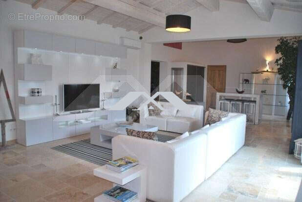 Maison à MAUSSANE-LES-ALPILLES