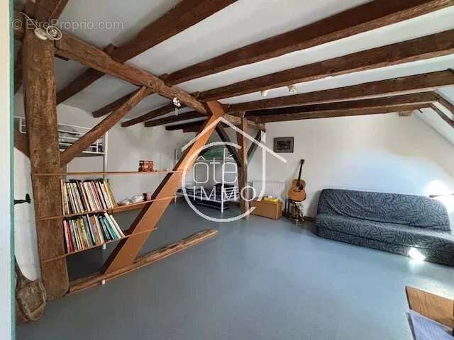 Maison à SAINT-PIERRE-D'EYRAUD