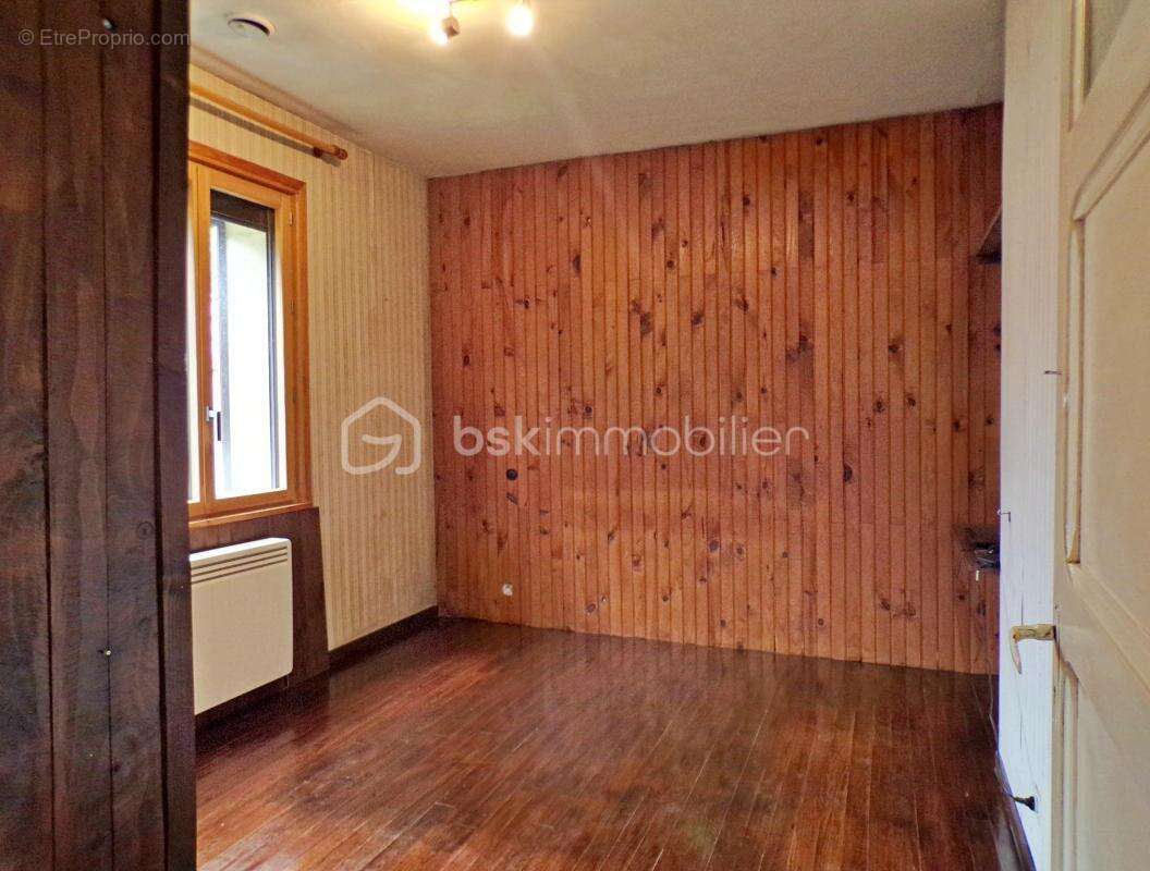 Maison à VERRERIES-DE-MOUSSANS