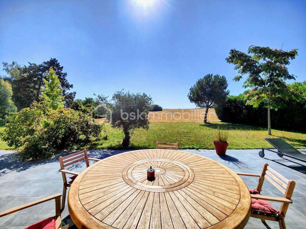 Maison à SAINT-GERMAIN-DE-LA-GRANGE