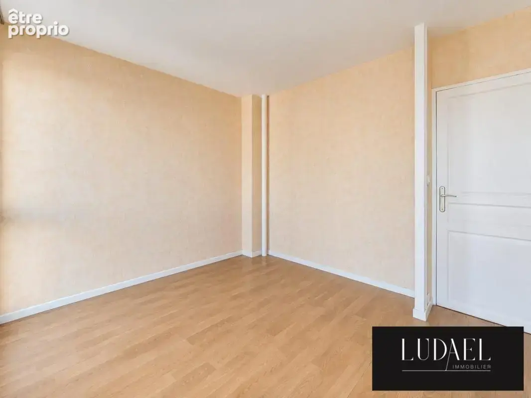 Rue de Rome à Alfortville - 3 pièces 68m2 avec box et cave s - photo 4
