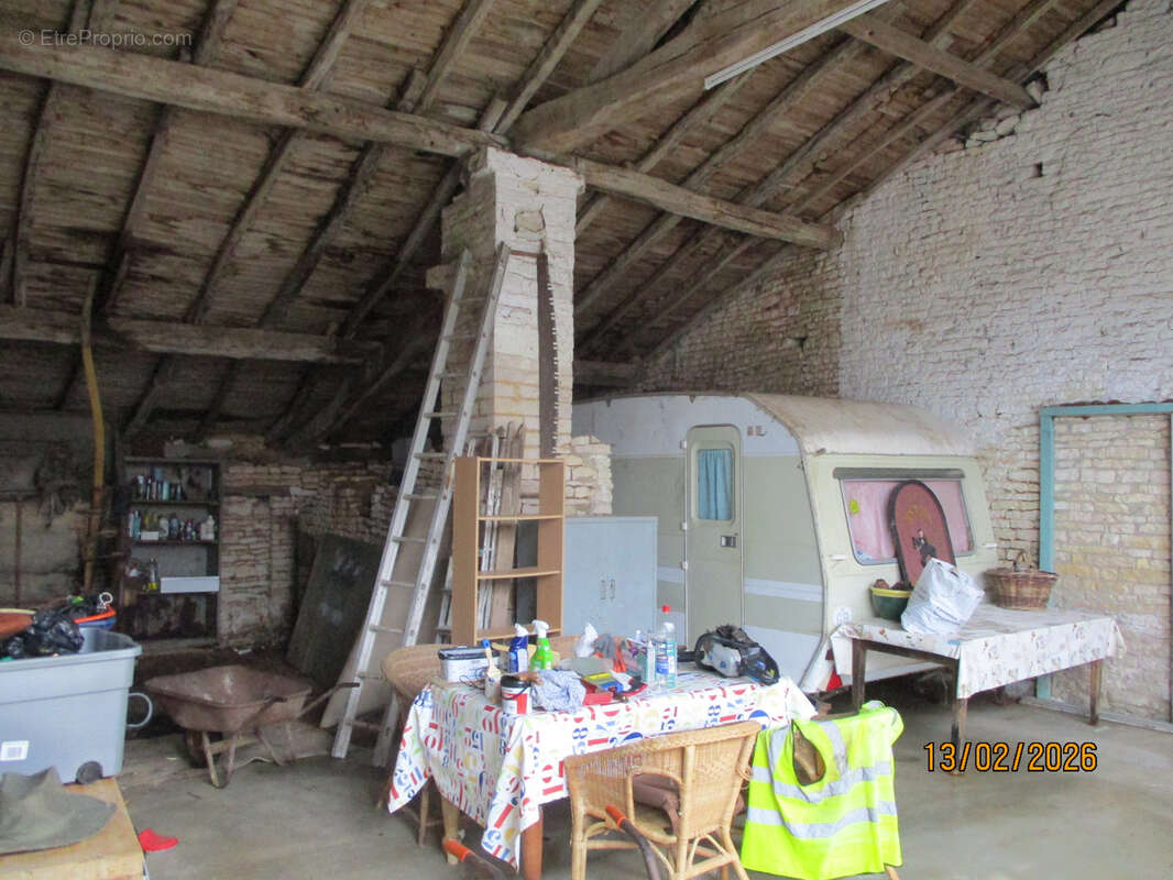 Ensemble immobilier de deux maisons. - photo 26