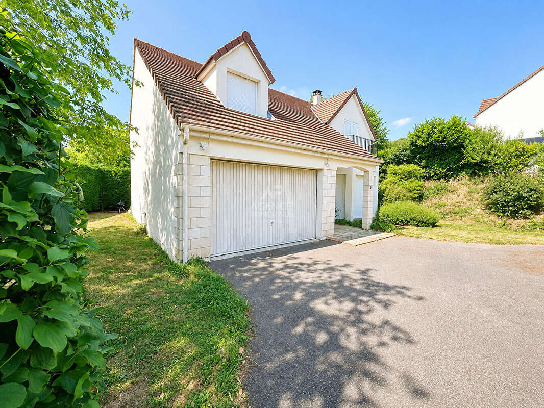 Maison à TRIEL-SUR-SEINE