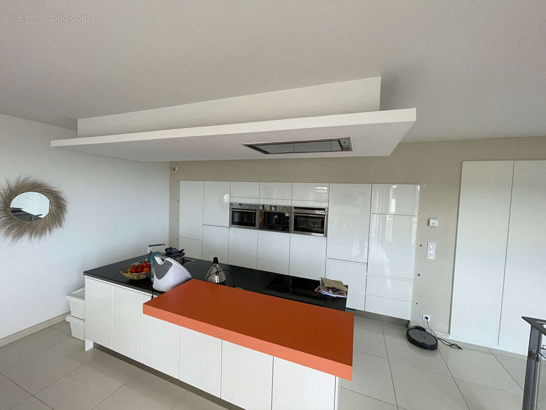 Maison à LE RELECQ-KERHUON