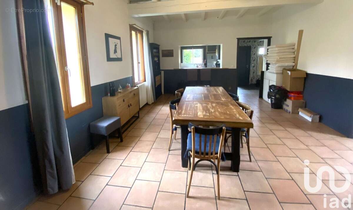 Photo 2 - Maison à SAINT-DENIS-DE-PILE