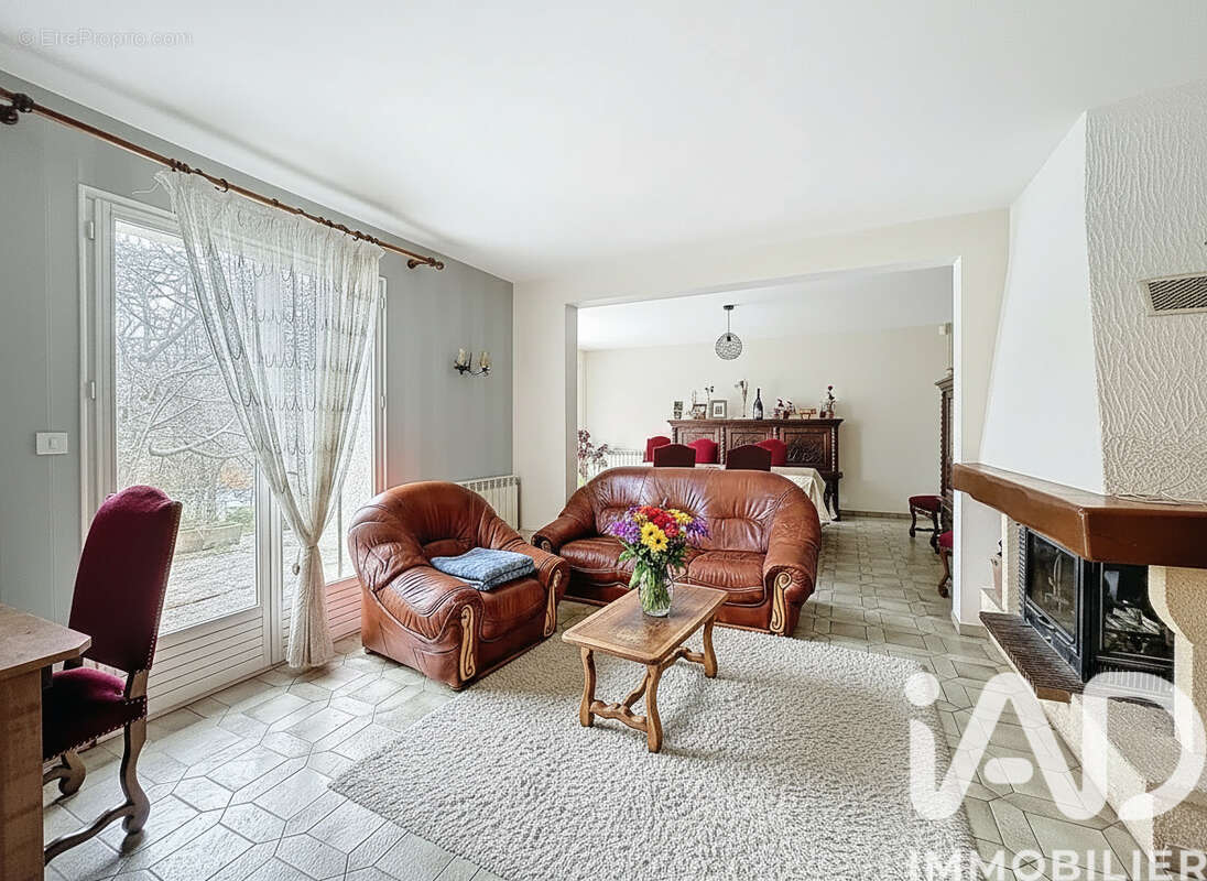 Photo 4 - Maison à LE MALZIEU-VILLE