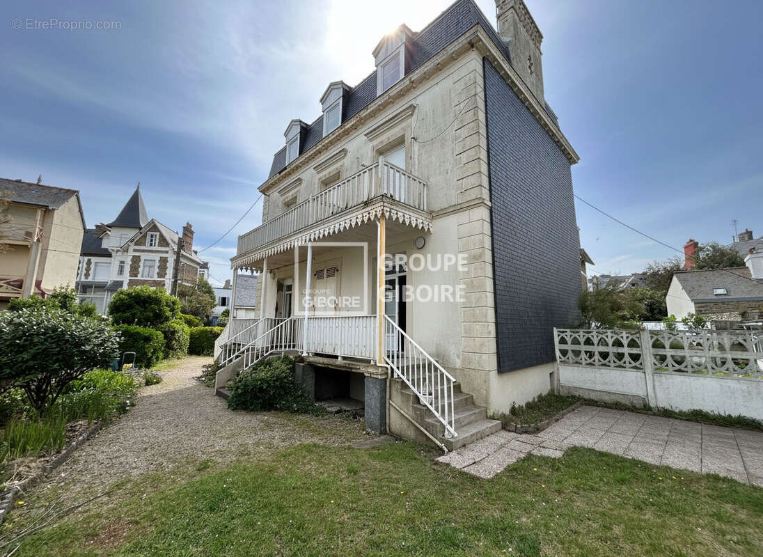 A vendre exclusivite agence giboire saint malo sillon rochebonne vue mer appartement terrasse - photo 2
