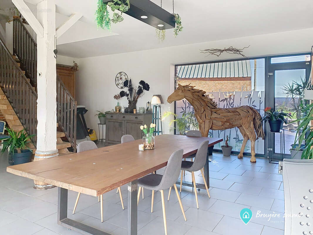 Maison à AMFROIPRET