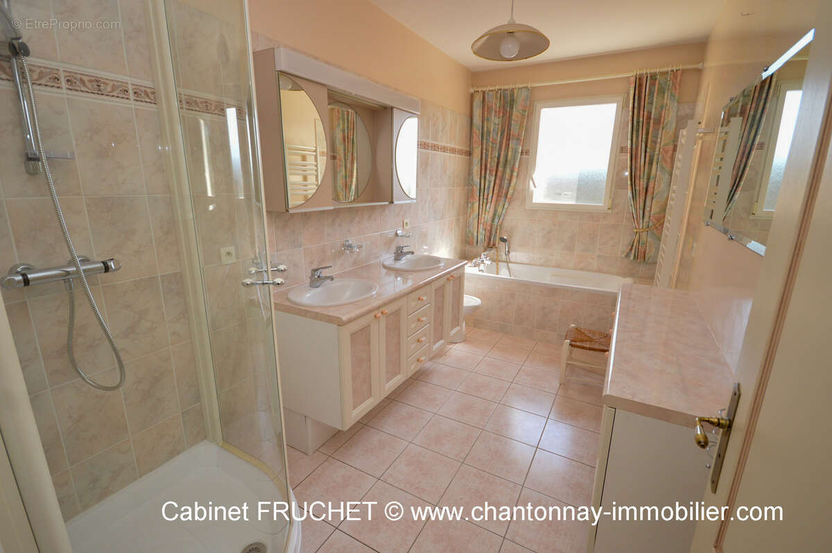 Maison à CHANTONNAY