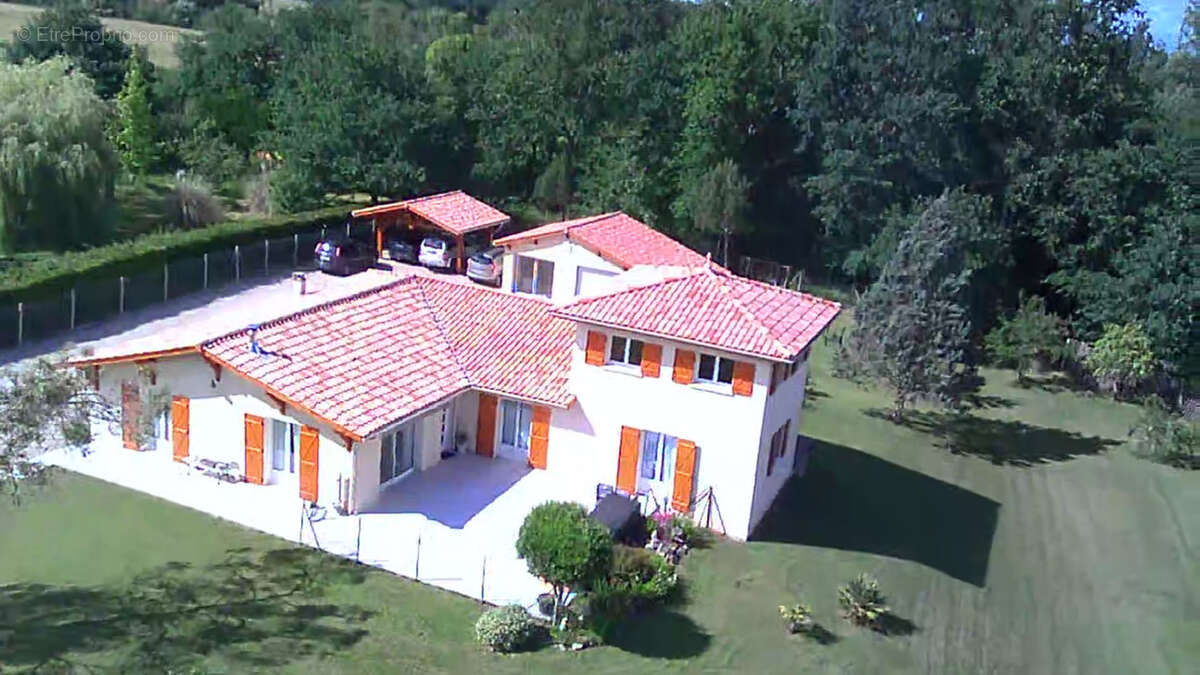 Maison à BERSON