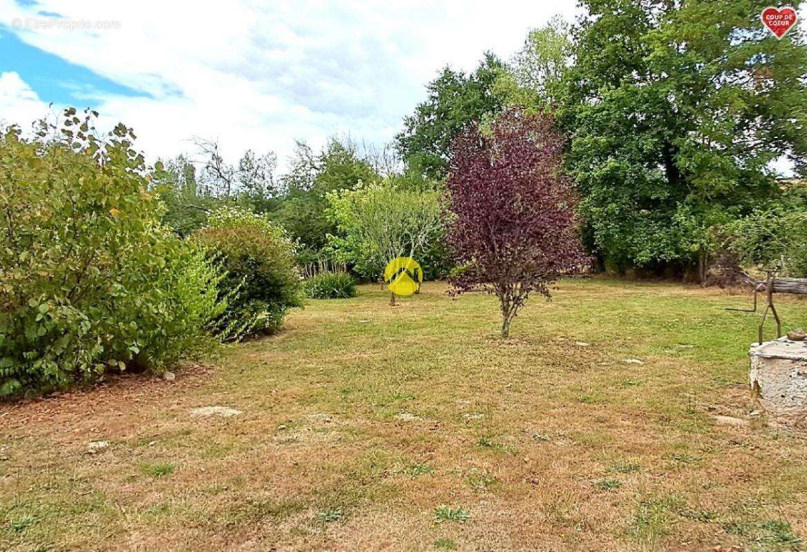 Longère avec jardin de 3 000 m² - photo 10