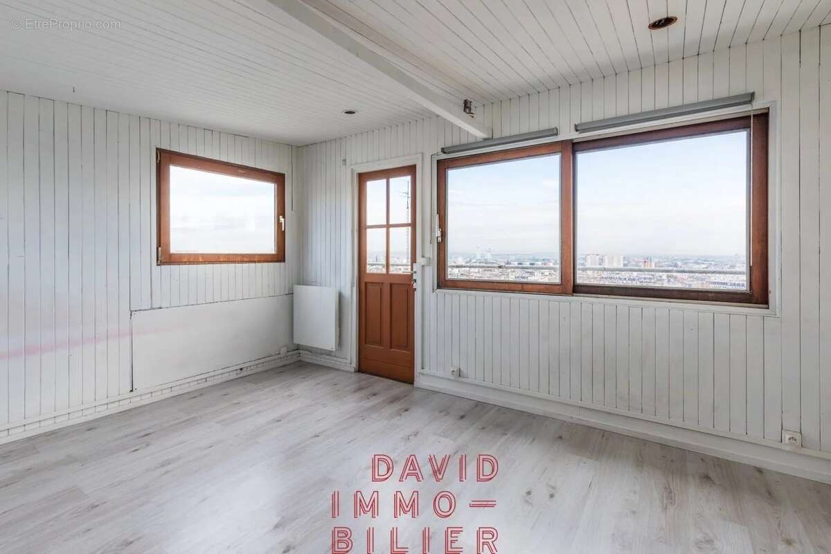 Appartement à PARIS-18E