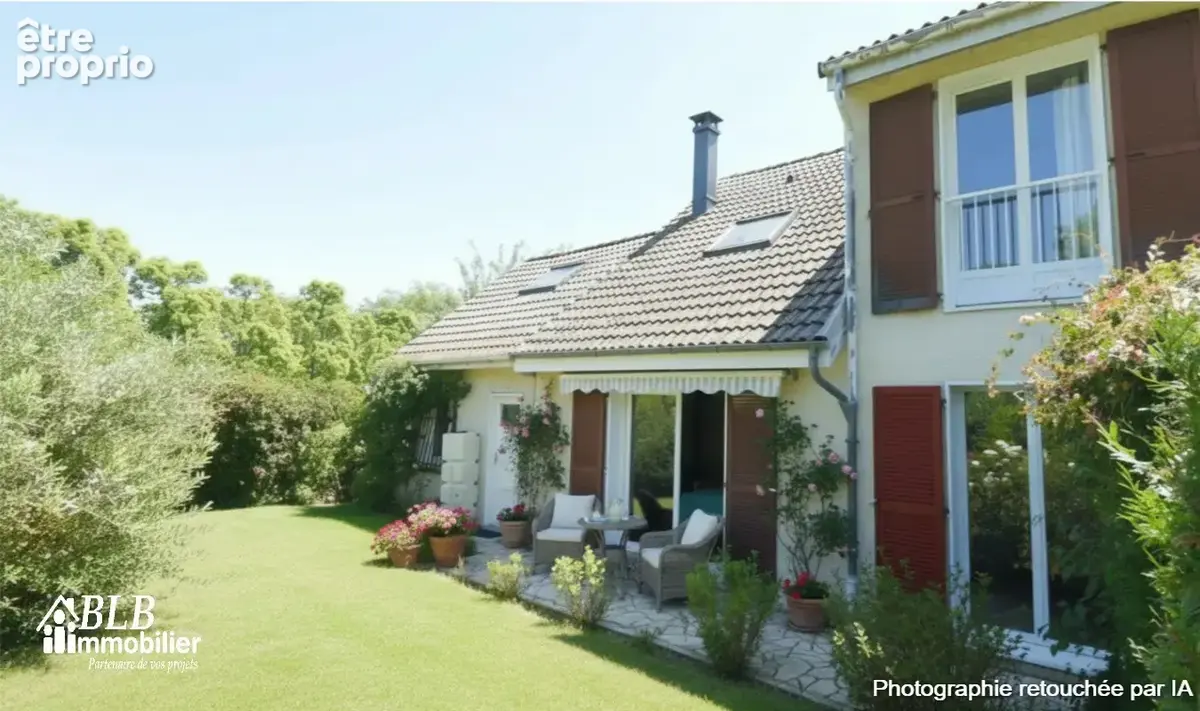 Maison - 5 chambres - garage - photo 21