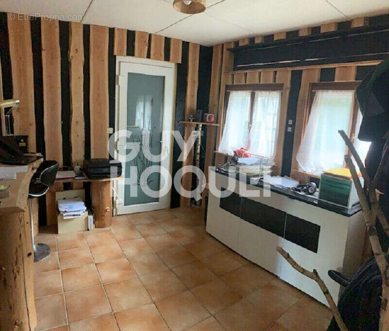 Maison à MONTSAUCHE-LES-SETTONS