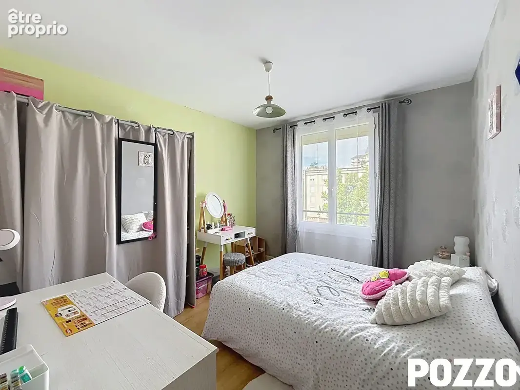 SAINT-LO  A vendre appartement avec 3 chambres dans résidence calme - photo 4