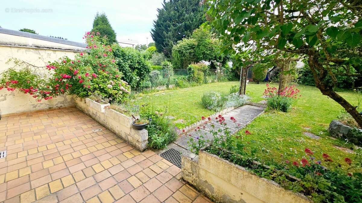 Maison 4 pièces / 80 m² / 128 000 EUR / ARRAS - photo 12