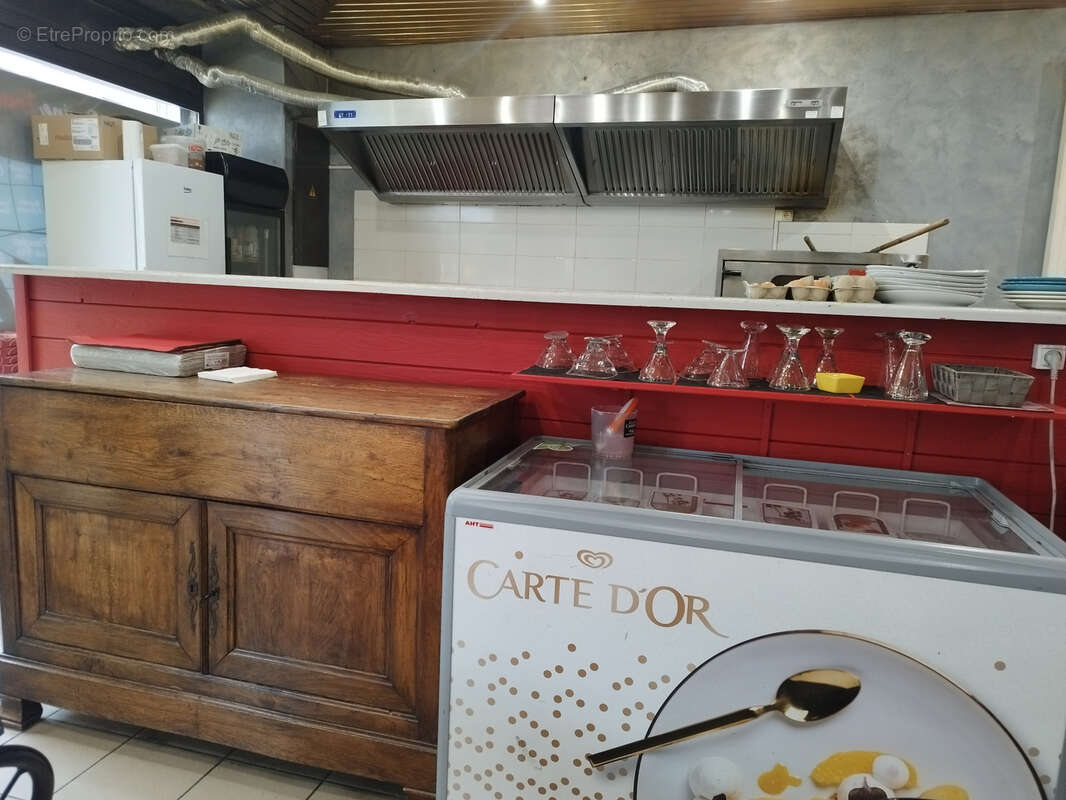 Commerce à SAINT-ELOY-LES-MINES