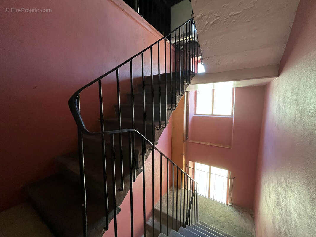 Appartement à VIC-LE-COMTE