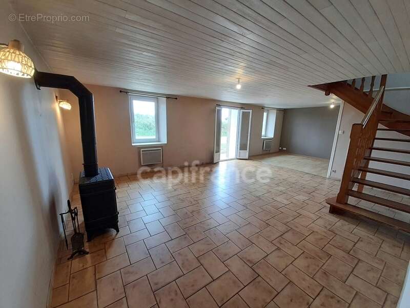 Maison à PLOGONNEC