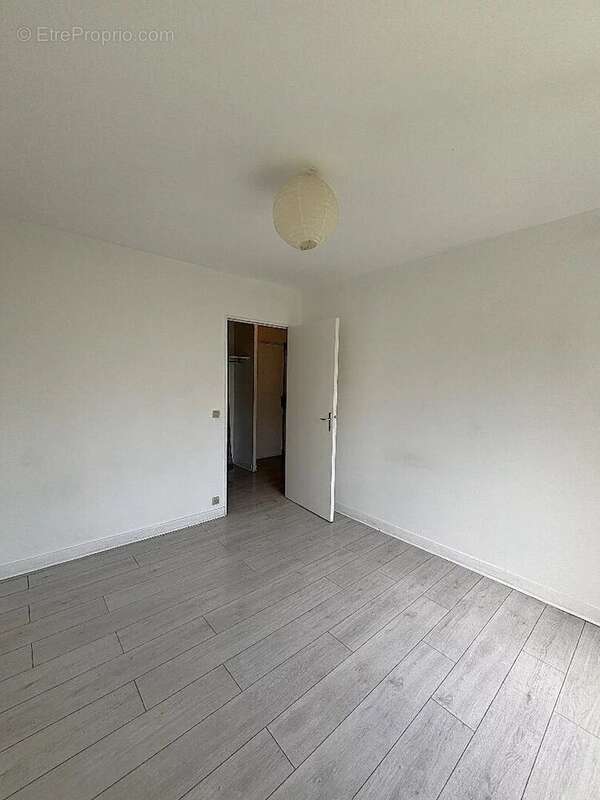 Appartement à LE KREMLIN-BICETRE