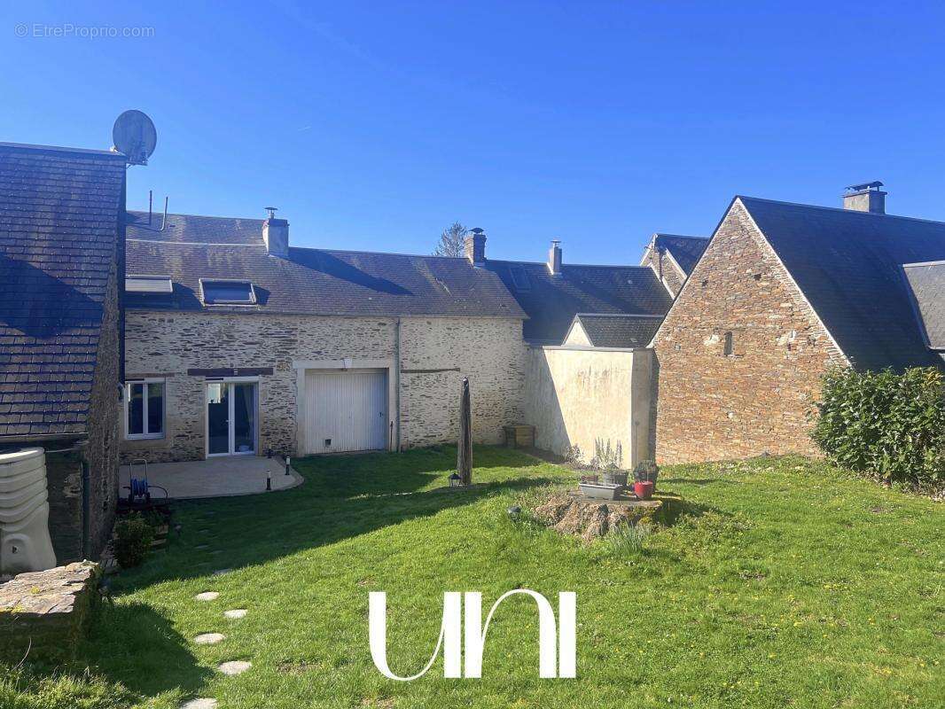 Maison à BALLEROY