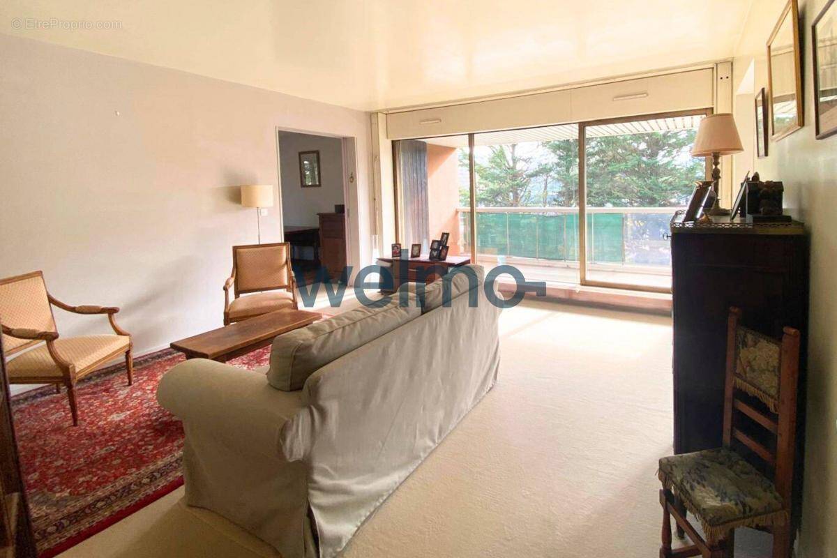 Appartement à VERSAILLES