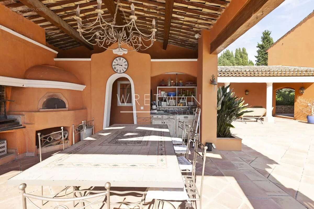 Maison à MOUGINS