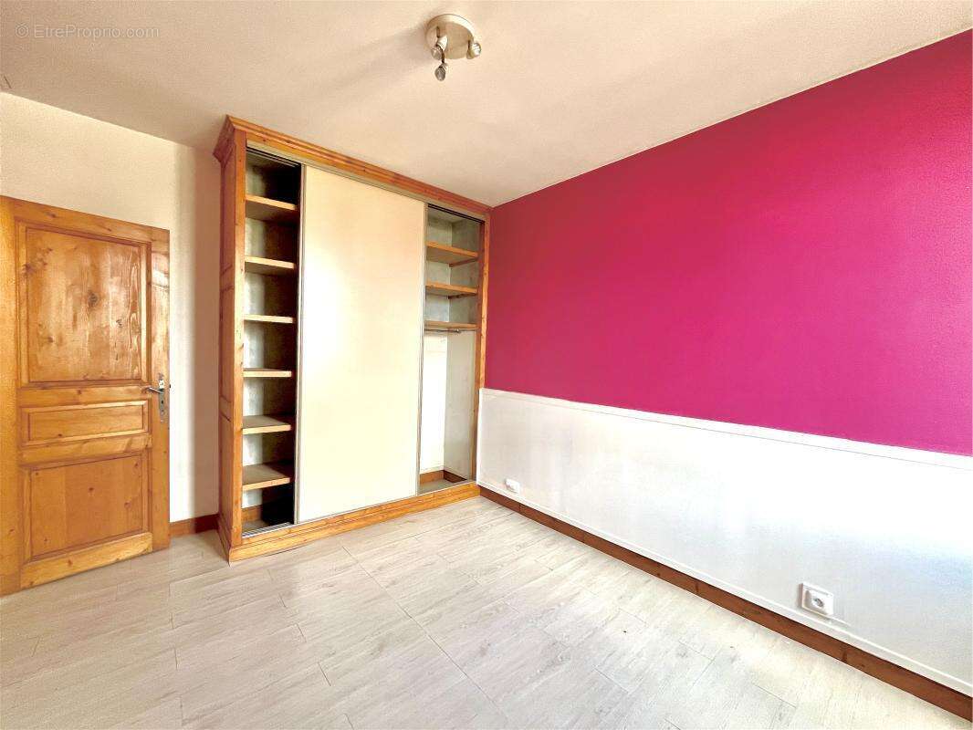 Appartement à BELLEU