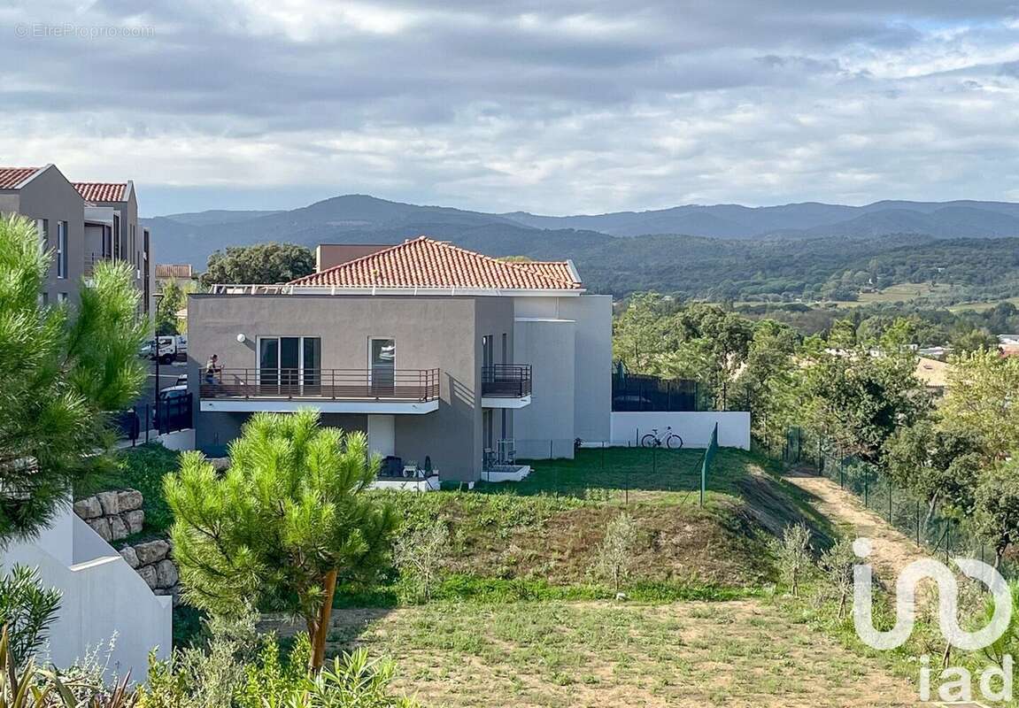 Photo 2 - Appartement à COGOLIN