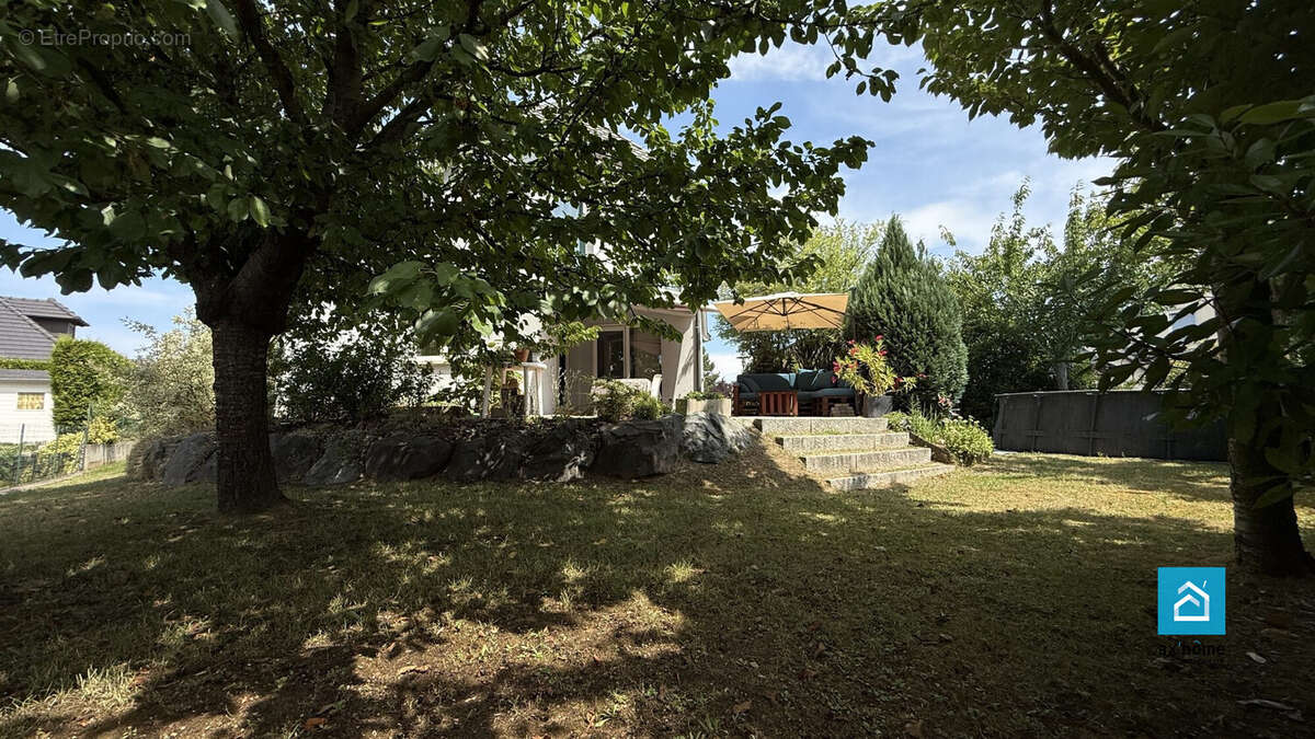 Maison à WEYERSHEIM